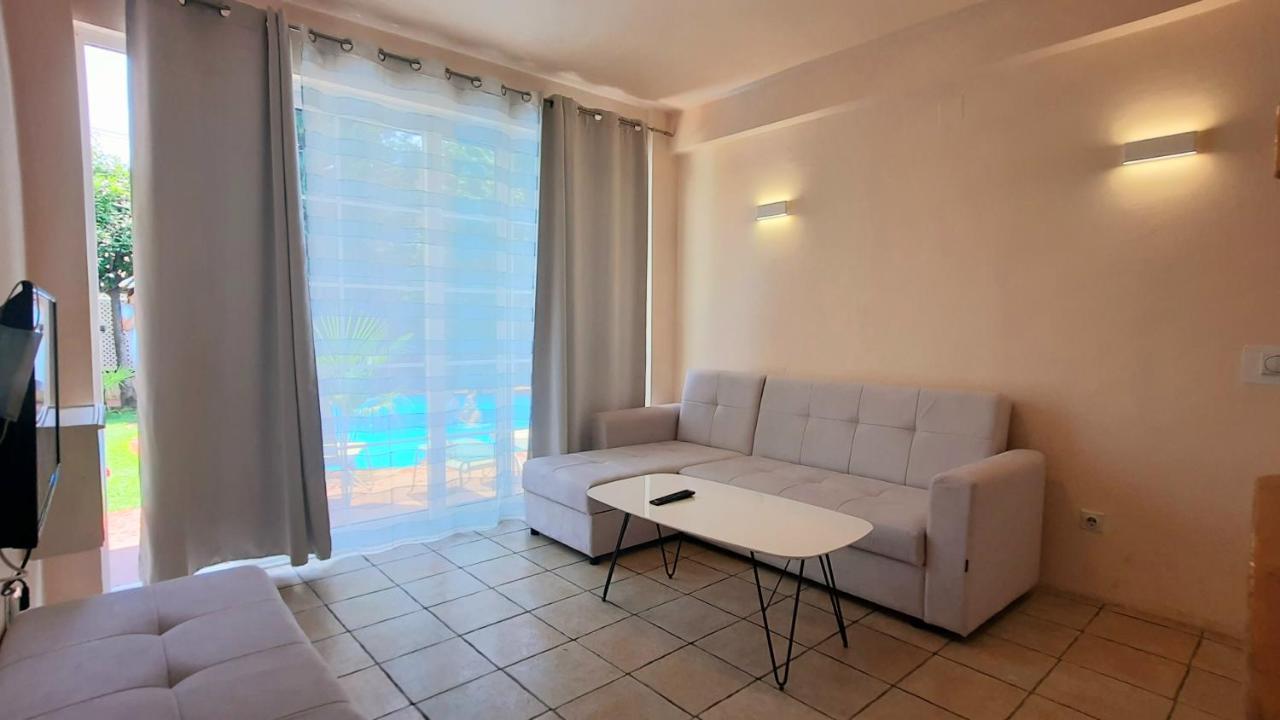 Aloha Luxury Apartman *